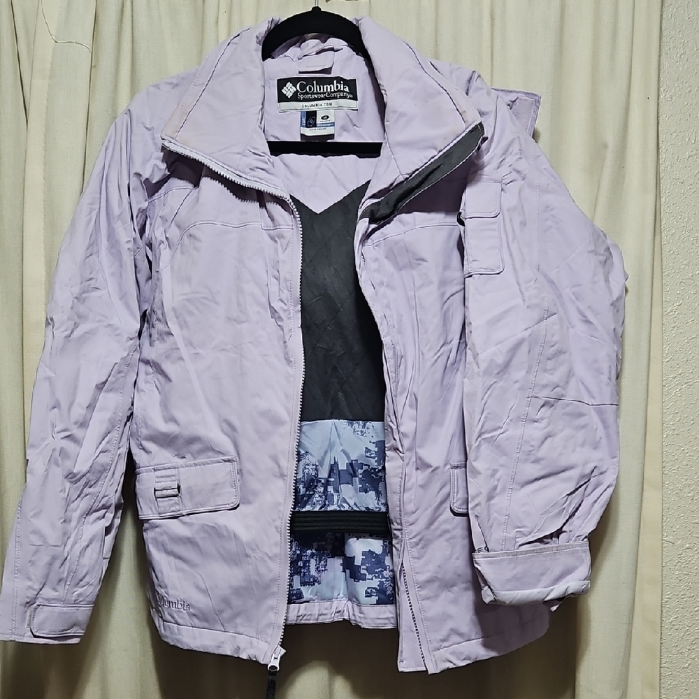 Columbia Women's Light Lavender Ski Jacket
